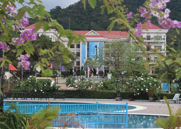 Rock Royal Hotel & Resort Kep